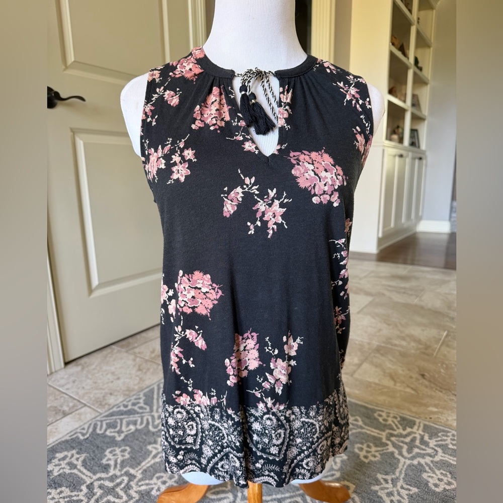 XS Lucky Brand Floral Top
